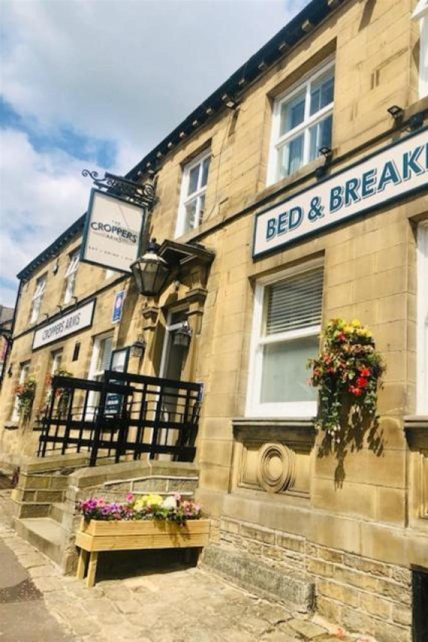 Croppers Arms Hotel Huddersfield Eksteriør billede