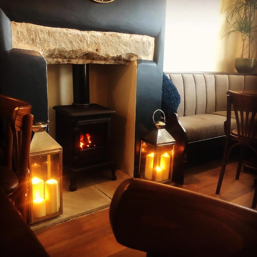 Croppers Arms Hotel Huddersfield Eksteriør billede